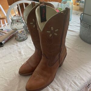 Vintage dingo boots